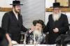 כ"ק אדמו"ר מטאהש שליט"א ביים טיש ר"ח אדר אין ביהמ"ד טאהש אין וויליאמסבורג