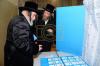 אדמורים ורבנים שליט"א ביים אפגעבן זייער שטימע אין ארץ ישראל 