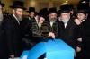 Main image for אדמורים ורבנים שליט"א ביים אפגעבן זייער שטימע אין ארץ ישראל 