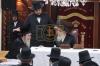 כ"ק אדמו"ר מסאטמאר שליט"א  בתפילת שחרית ולחיים מיט תלמידי ישיבה קטנה מעיין התורה ד'סאטמאר ב"פ