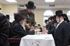 כ"ק אדמו"ר מסאטמאר שליט"א  בתפילת שחרית ולחיים מיט תלמידי ישיבה קטנה מעיין התורה ד'סאטמאר ב"פ