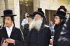 פולע גאלעריע : מסע הלוי' פון הגה"צ אב"ד מאקאווא אלעד זצ"ל 