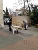 כ"ק אדמו"ר מערלוי שליט"א ביים תפילין לייגן פאר א בחור פון דערווייטענס 