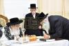 Main image for שמחת האירוסין פאר נכדת כ"ק מרן האדמו"ר מצאנז שליט"א צוזאמען מיטן' טיש לכבוד ל"ג בעומר 