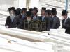 כ"ק אדמו"ר מוויזניץ שליט"א ביים ציון פון זקינו הרה"ק בעל אהבת ישראל מוויזניץ זי"ע ביומא דהילולא קדישא - בילדער א.ו