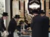מעמד קביעת מזוזה אין די נייע פראכטפולע מלכות יודעקא געשעפט אין ירושלים בהשתתפות הרה"צ רבי אלימלך בידערמאן שליט"א 