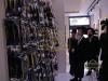 מעמד קביעת מזוזה אין די נייע פראכטפולע מלכות יודעקא געשעפט אין ירושלים בהשתתפות הרה"צ רבי אלימלך בידערמאן שליט"א 