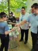 א בליק אין כלל ישראל'ס שול  