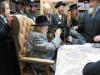 הרה"צ ר' ישראל יוסף קאהן שליט"א באזוכט ביי אדמורים ורבנים שליט"א 
