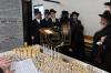כ"ק אדמו"ר מסאטמאר שליט"א ביים ציון פון אמו הרבנית הצדיקת מסאטמאר ע"ה אין טאג פונעם יארצייט