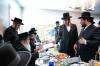 מסיבה לטובת מוסדות סאטמאר לעיקוואוד בבית הרה"ח ר' משה נפתלי וואלדמאן הי"ו בלאק שעלדרינג
