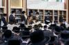 מעמד קביעת מזוזה פונעם נייעם בנין מרכז הכוללים דשיכון סקווירא - בילדער מאטי גרין 