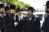 אדמורי"ם ורבנים ביי קצירת חיטים לקראת יו"ט פסח תשפ"א אין די בעקעריי פון טיב המצות 