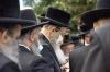 הקמת המציבה אויפ'ן קבר פון הרבנית מוואסלוי ע"ה