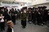 שמחת החתונה פון החתן נכד הרבנים מראשית חכמה - נירבאטור עב"ג נכדת דומ"ץ סאטמאר ב"פ חתן כ"ק גאב"ד קארלסבורג שליט"א בילדער משה. פ- אברמי ווייס