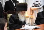 ימי החנוכה ביי כ"ק אדמו"ר ממחנובקא שליט"א 