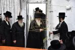 ימי החנוכה ביי כ"ק אדמו"ר ממחנובקא שליט"א 