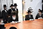 ימי החנוכה ביי כ"ק אדמו"ר ממחנובקא שליט"א 