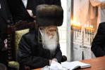 Main image for ימי החנוכה ביי כ"ק אדמו"ר ממחנובקא שליט"א 