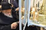 Main image for ימי החנוכה ביי מרן שר התורה הגר"ח קנייבסקי שליט"א