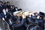 פולע גאלערי: מסע הלויה פון הגאון רבי יצחק שיינער זצ"ל  ראש ישיבת קאמעניץ 