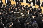 פולע גאלערי: מסע הלויה פון הגאון רבי יצחק שיינער זצ"ל  ראש ישיבת קאמעניץ 
