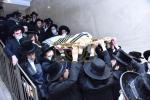 פולע גאלערי: מסע הלויה פון הגאון רבי יצחק שיינער זצ"ל  ראש ישיבת קאמעניץ 