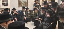 אדמורים ורבנים שליט"א בניחום אבלים ביי משפחת פריעד 