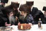 שמחת החתונה פון בת כ"ק אדמו"ר מראדוויל שליט"א עב"ג החתן בן הרה"ח ר'  יעקב קאפיל שטראהלי הי"ו משב"ק אדמו"ר באבוב 45 