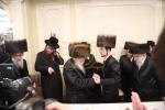 שמחת החתונה פון בת כ"ק אדמו"ר מראדוויל שליט"א עב"ג החתן בן הרה"ח ר'  יעקב קאפיל שטראהלי הי"ו משב"ק אדמו"ר באבוב 45 