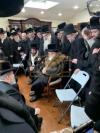 כ"ק אדמו"ר מסקווירא שליט"א ביים מנחם אבל זיין משפחת לונגאר 