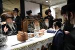 שמחת החתונה פון החתן נכד אב"ד פריימאן עב"ג בת הגה"צ אב"ד בית שמואל שליט"א 
