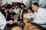 גדולי התורה ביי מצות באקן 