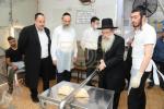 גדולי התורה ביי מצות באקן 