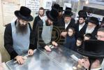 כ"ק אדמו"ר מסאדיגורא ירושלים שליט"א ביים מצות באקן 