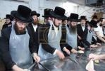כ"ק אדמו"ר מסאדיגורא ירושלים שליט"א ביים מצות באקן 