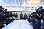 כ"ק אדמו"ר מסערט וויזניץ שליט"א באזוכט אין ביהמ"ד סערט וויזניץ ב"ב 