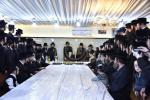 כ"ק אדמו"ר מסערט וויזניץ שליט"א באזוכט אין ביהמ"ד סערט וויזניץ ב"ב 