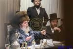 כ"ק אדמו"ר מוווזניץ שליט"א אפגעראכטן סעודת ר"ח ניסן בביתו נאוה קודש אין חצור 