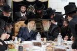 קריאת השם פאר אור-אייניקל פון  כ"ק אדמו"ר ממונקאטש שליט"א און אייניקל פון כ"ק אדמו"ר מוויען שליט"א און הגה"צ ראש ישיבת מונקאטש שליט"א
