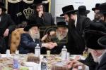 קריאת השם פאר אור-אייניקל פון  כ"ק אדמו"ר ממונקאטש שליט"א און אייניקל פון כ"ק אדמו"ר מוויען שליט"א און הגה"צ ראש ישיבת מונקאטש שליט"א