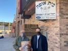 פאליטישע פערזענדליכקייטן באזוכן דעם סאטמארע מצה בעקעריי אין וויליאמסבורג 
