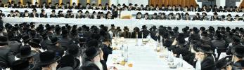 סעודת הילולא פון הרה"ק בעל דברי חיים מצאנז  זי"ע ביי כ"ק אדמו"ר מצאנז שליט"א- בילדער משה גאלדשטיין 