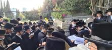 כ"ק אדמו"ר מסאדיגורא שליט"א בעליה לציון זקינו בעל הכנסת מרדכי מסאדיגורא זצ"ל 