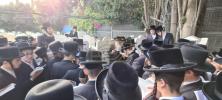 כ"ק אדמו"ר מסאדיגורא שליט"א בעליה לציון זקינו בעל הכנסת מרדכי מסאדיגורא זצ"ל 