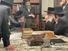 כ"ק אדמו"ר מדושינסקיא שליט"א באזוכט ביי כ"ק אדמורים ורבנים שליט"א אין ניו יארק 