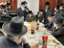 כ"ק אדמו"ר מסאדיגורא שליט"א ביי א לחיים פאר די משתתפי השיעור דף היומי אין בית המדרש סאדיגורא 