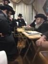 Main image for הגה"צ אב"ד סאטמאר ירושלים שליט"א ביים מנחם אבל זיין משפחת יוזשעף
