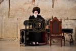 כ"ק אדמו"ר מויזניץ שליט"א ביים כותל המערבי לרגל שמחת החתונה לנכדו החתן