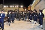 כ"ק אדמו"ר מויזניץ שליט"א ביים כותל המערבי לרגל שמחת החתונה לנכדו החתן